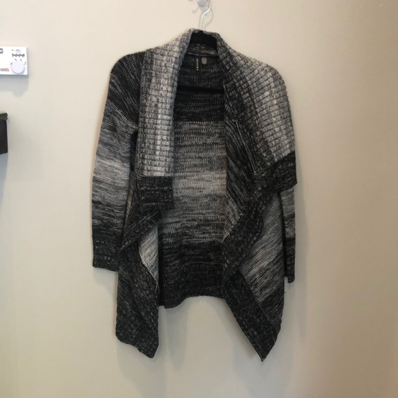 Sweaters - Shades of grey cardigan